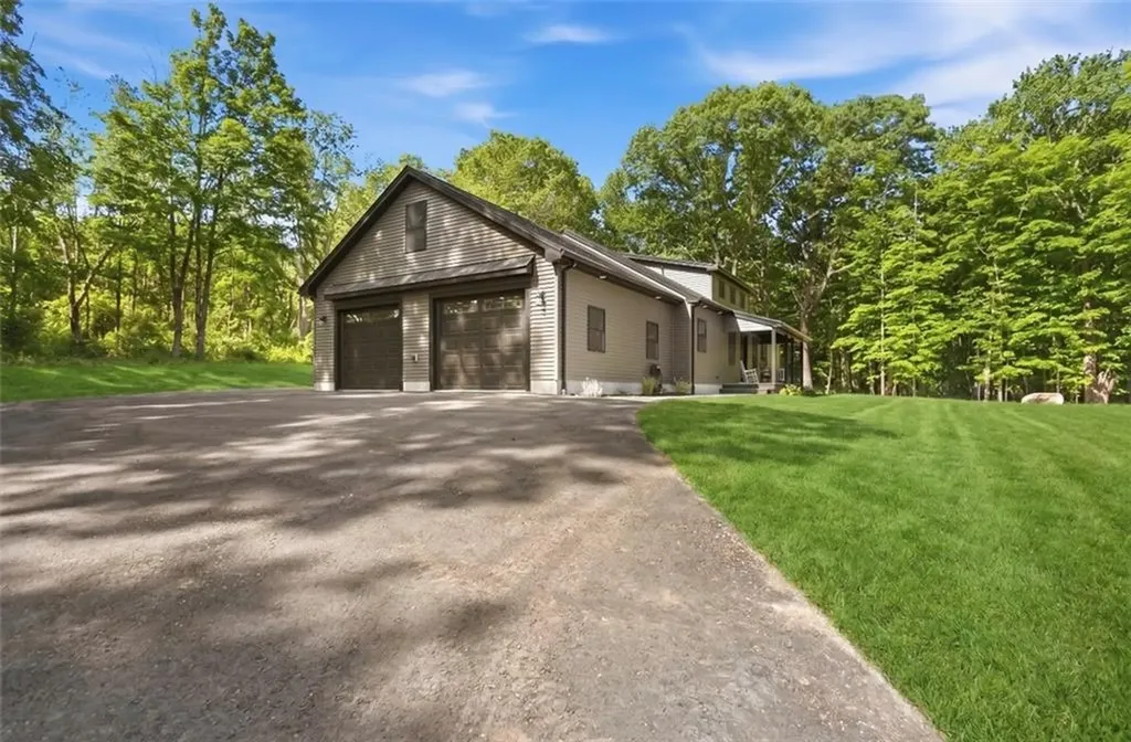 93 Sayles Hill Road North Smithfield RI 02896