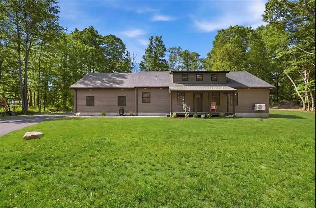 93 Sayles Hill Road North Smithfield RI 02896