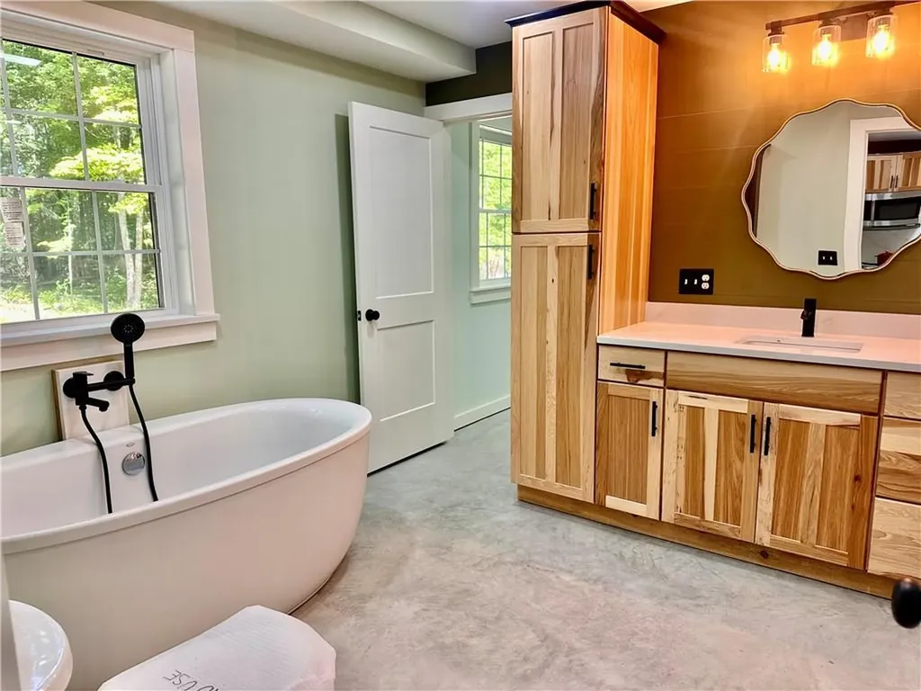 93 Sayles Hill Road North Smithfield RI 02896