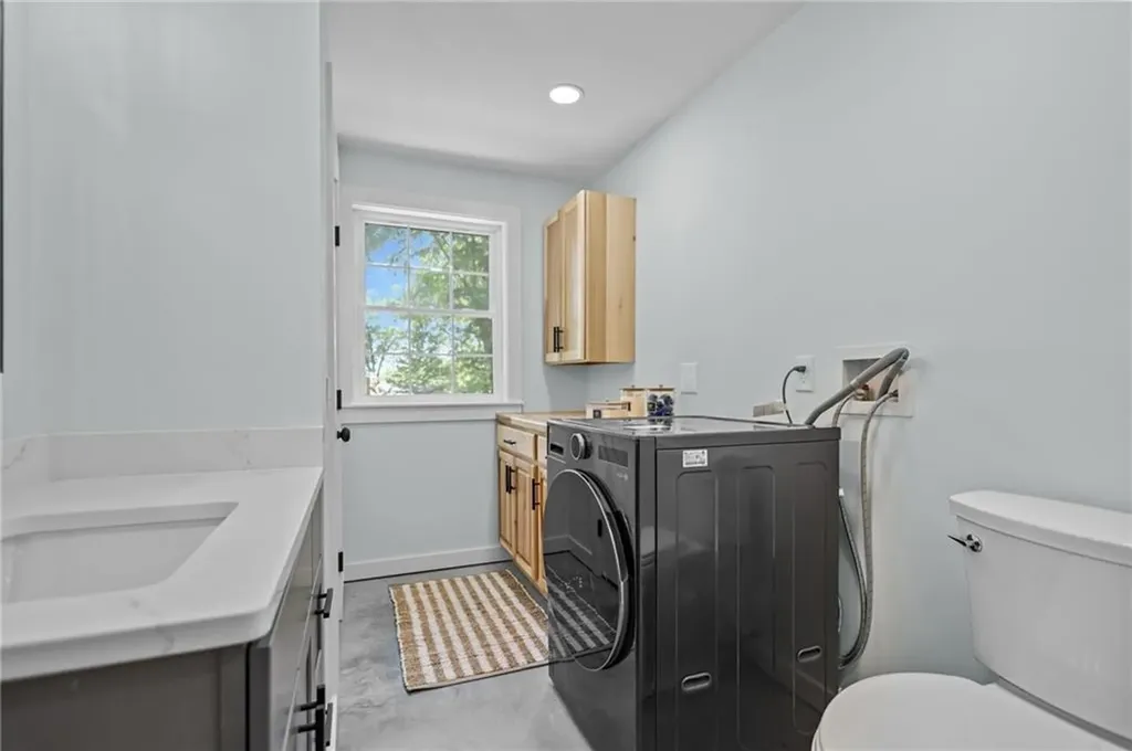 93 Sayles Hill Road North Smithfield RI 02896