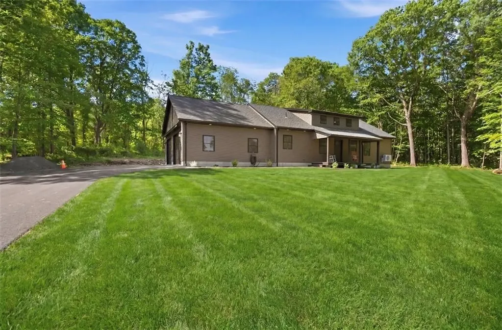 93 Sayles Hill Road North Smithfield RI 02896