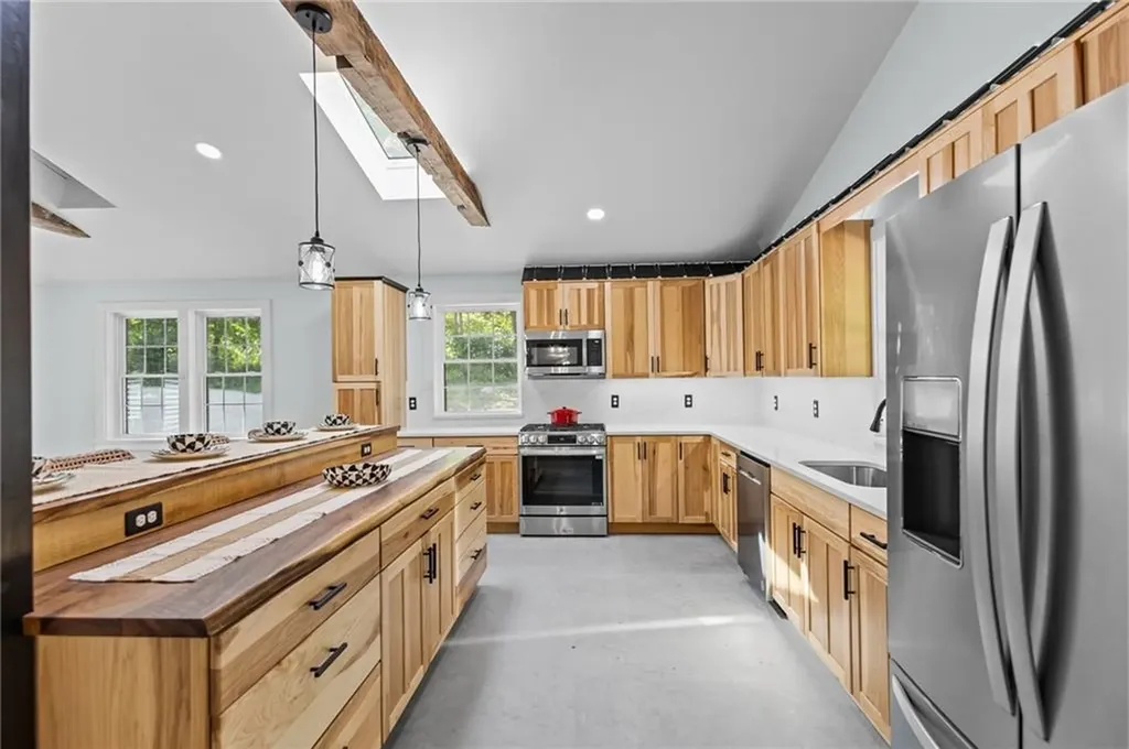 93 Sayles Hill Road North Smithfield RI 02896