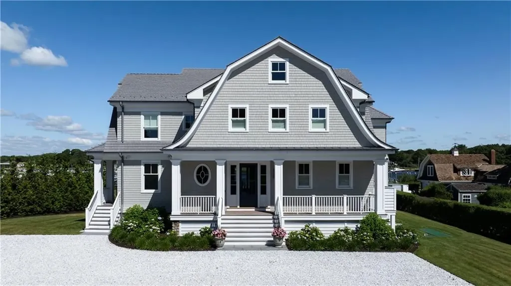 39 Avondale Road Westerly RI 02891