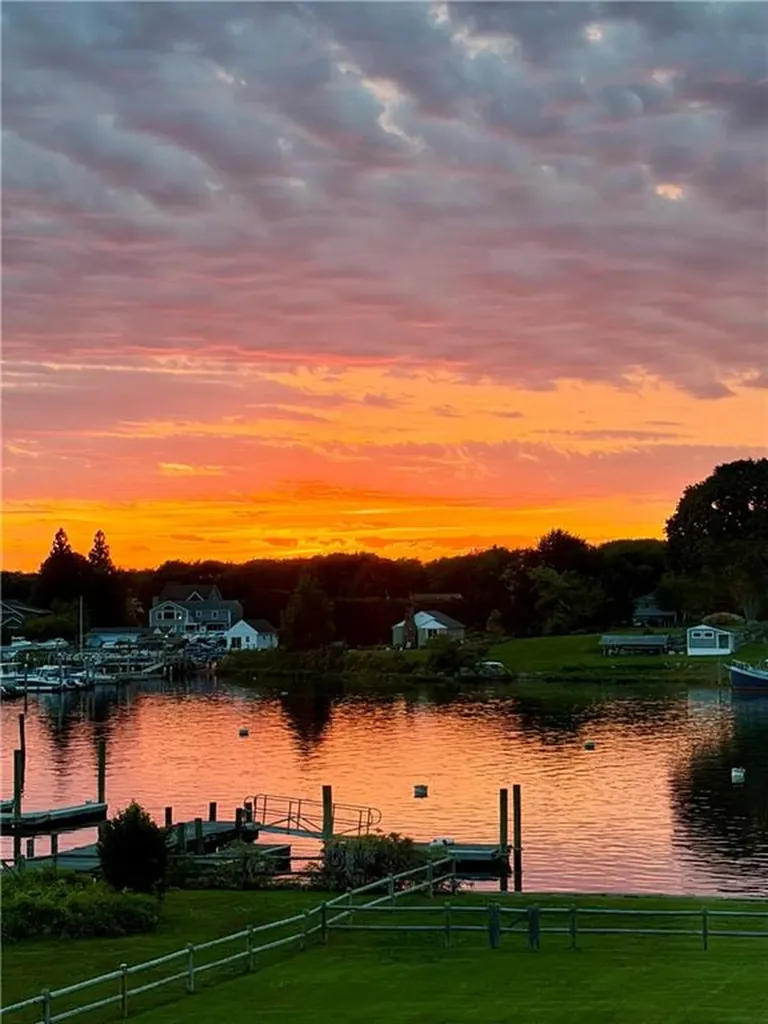39 Avondale Road Westerly RI 02891