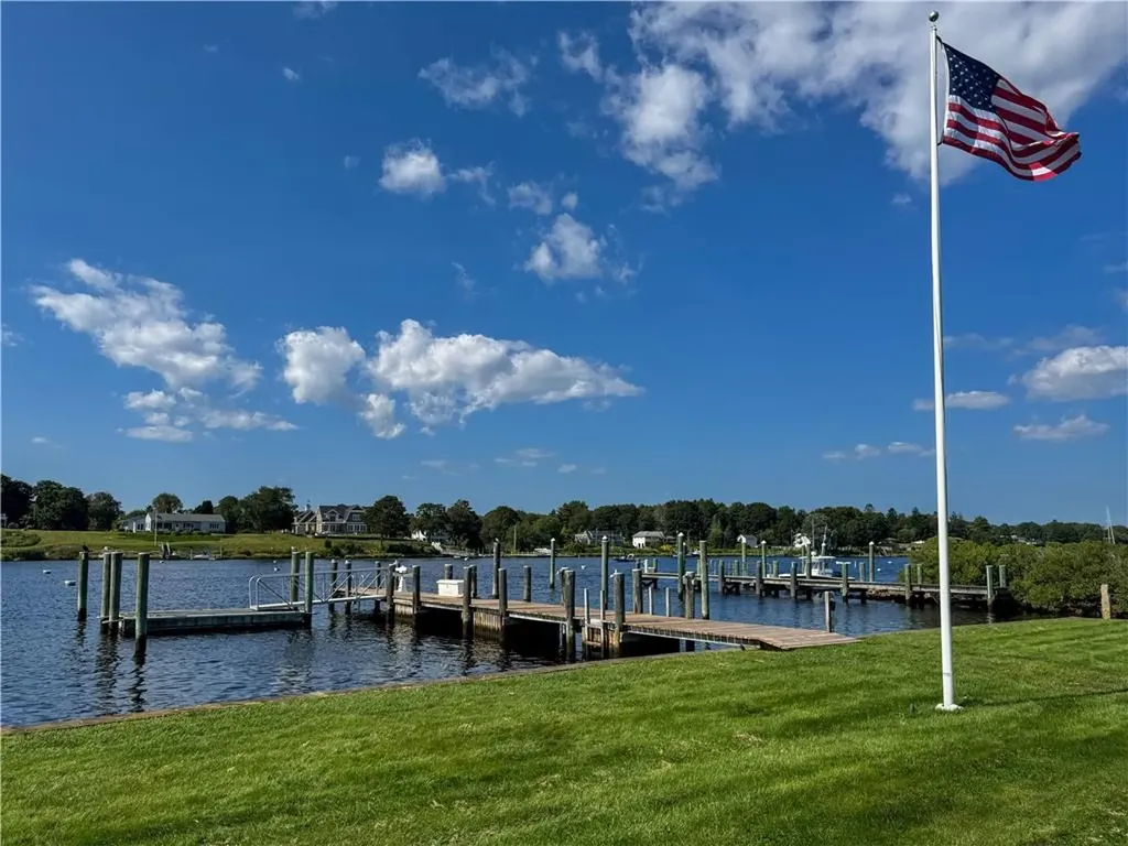 39 Avondale Road Westerly RI 02891