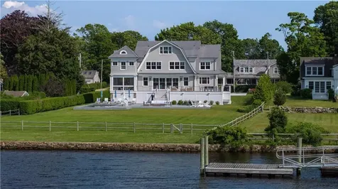 39 Avondale Road Westerly RI 02891
