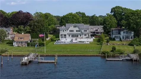 39 Avondale Road Westerly RI 02891