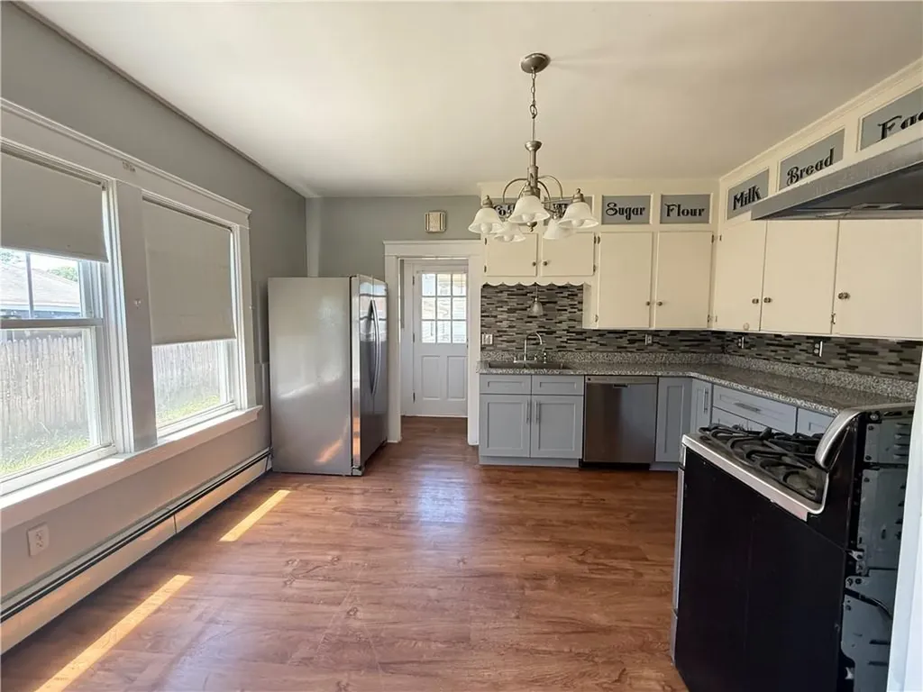 28 Richland Street Cranston RI 02910