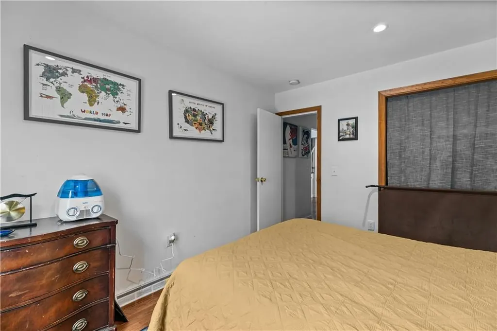 161 Mitchells Lane Middletown RI 02842