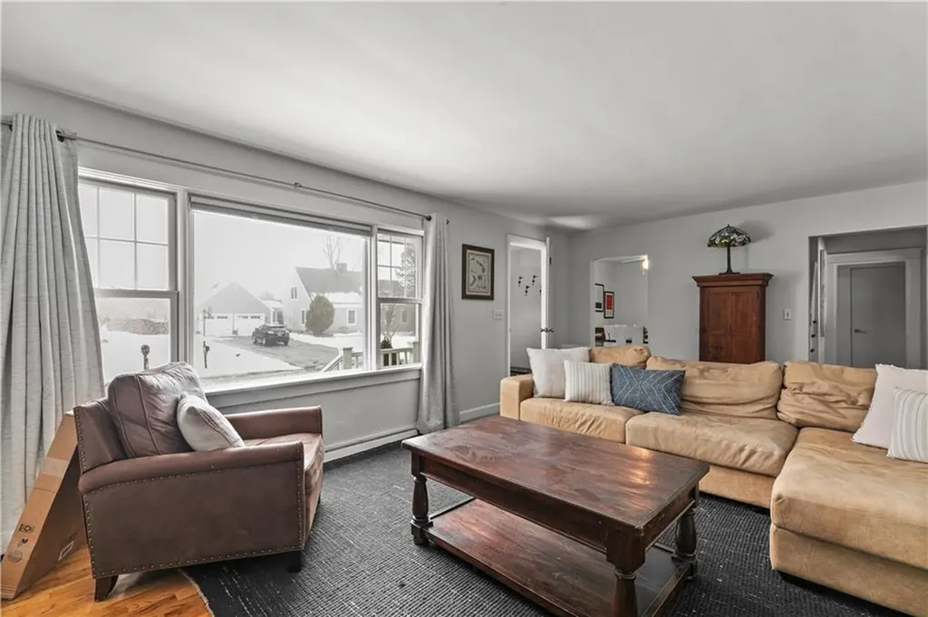161 Mitchells Lane Middletown RI 02842