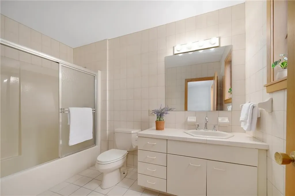 14 Maxcy Drive Providence RI 02906
