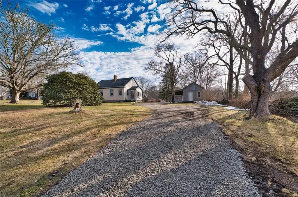 138 Willow Avenue Little Compton RI 02837