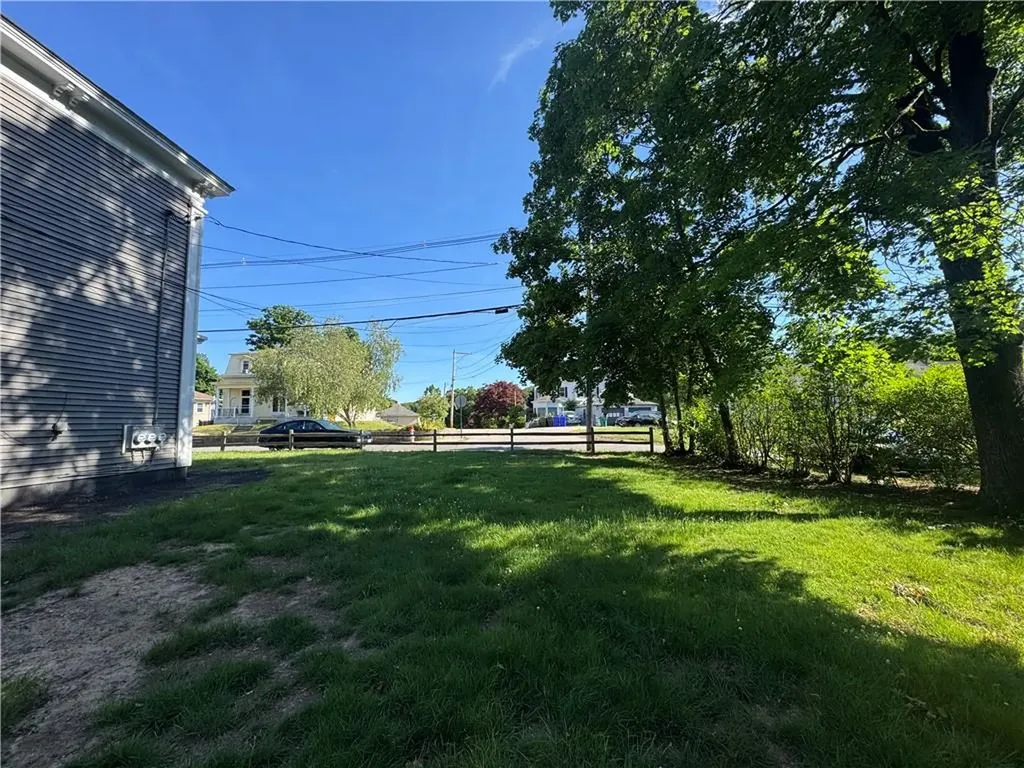 87 Maple Avenue West Warwick RI 02893