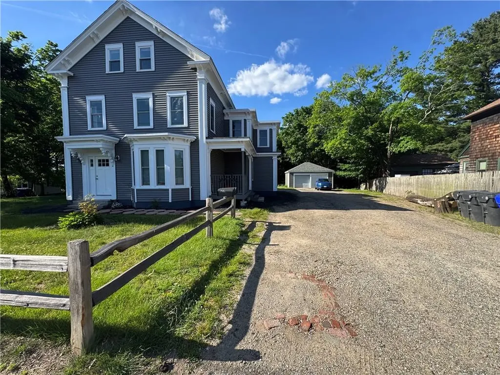 87 Maple Avenue West Warwick RI 02893