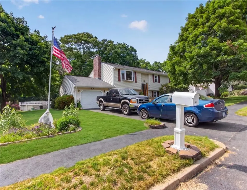27 Metro Drive Coventry RI 02816