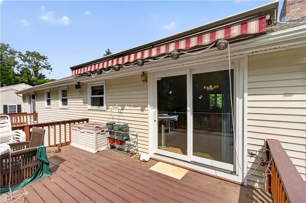 27 Metro Drive Coventry RI 02816
