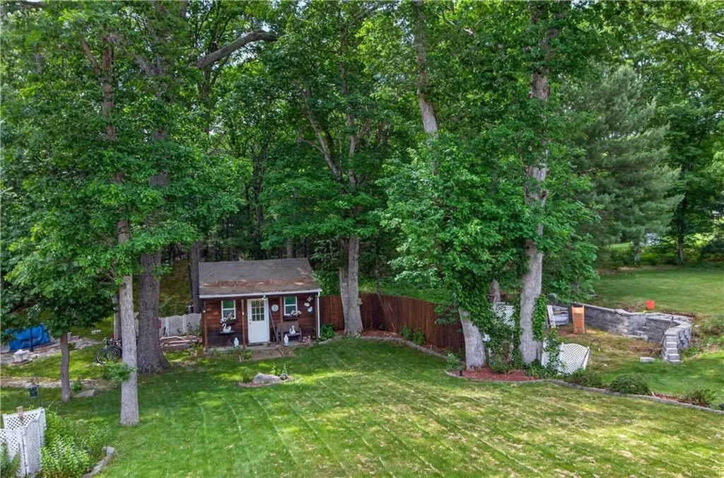 27 Metro Drive Coventry RI 02816