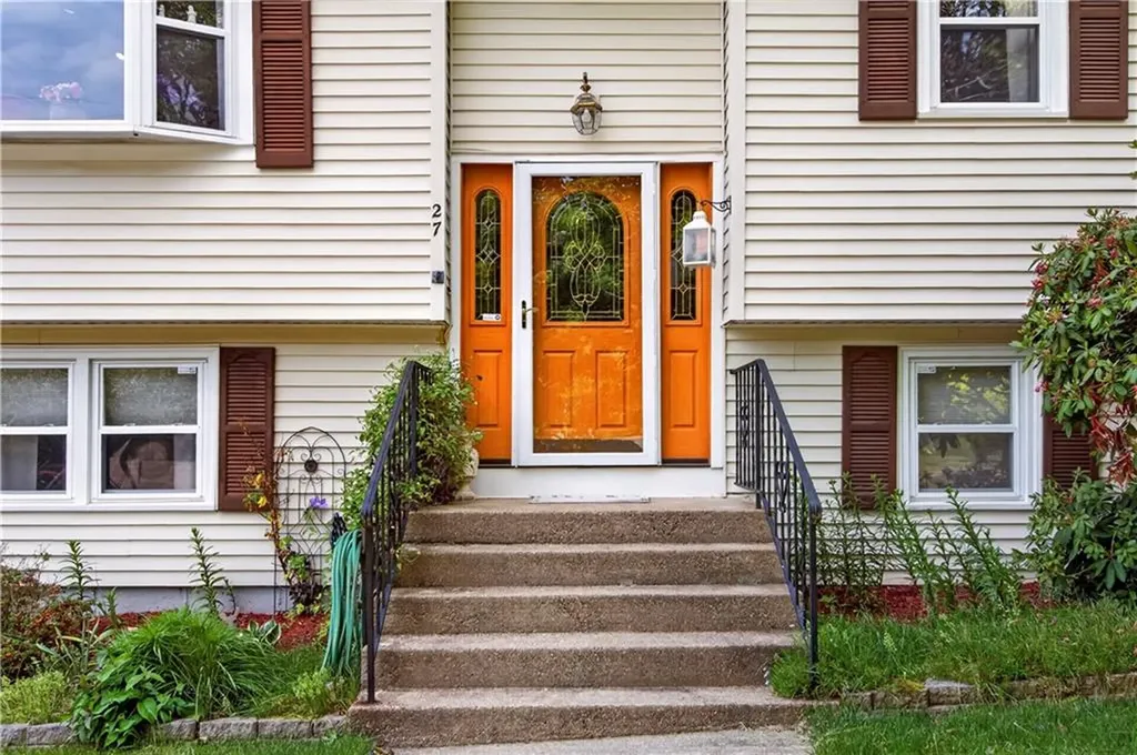 27 Metro Drive Coventry RI 02816