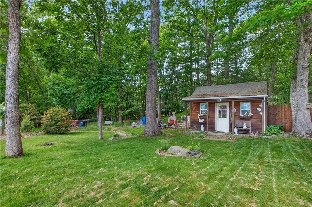 27 Metro Drive Coventry RI 02816