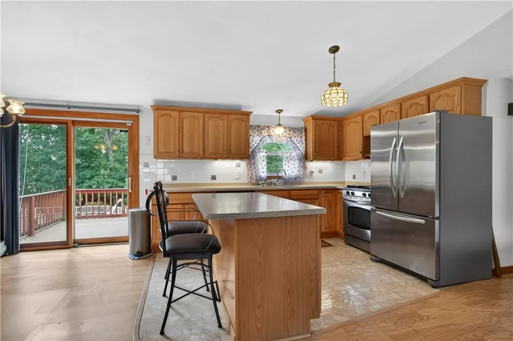 27 Metro Drive Coventry RI 02816