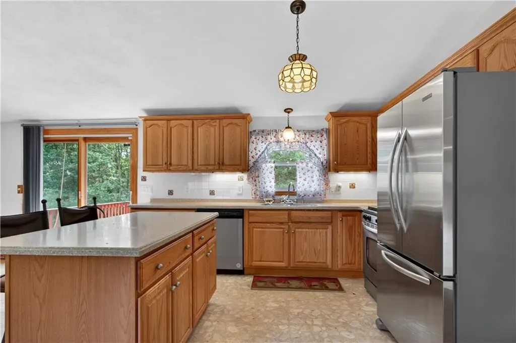 27 Metro Drive Coventry RI 02816