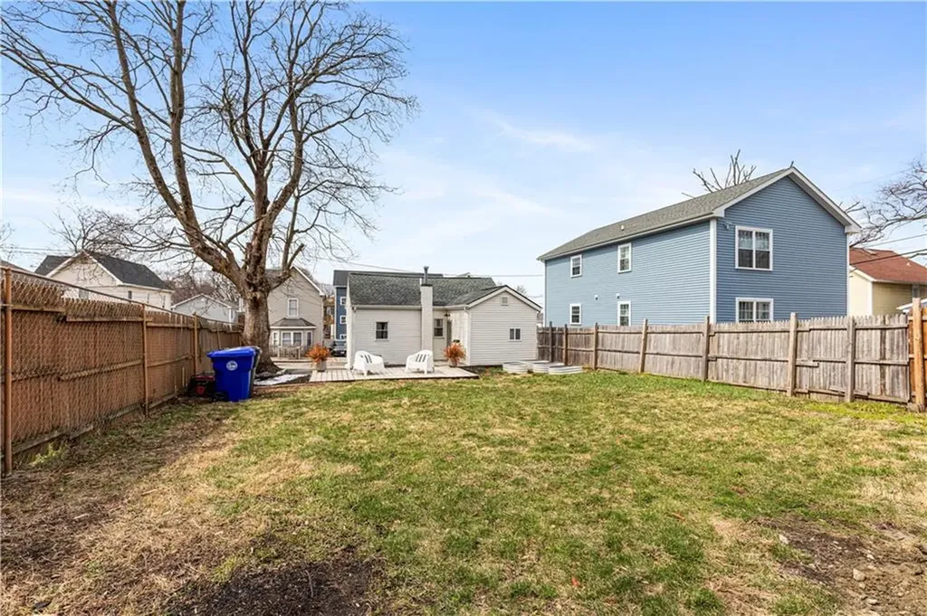 27 Padelford Street Providence RI 02906