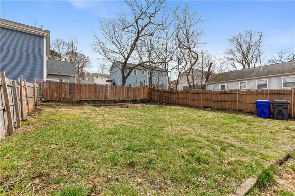 27 Padelford Street Providence RI 02906