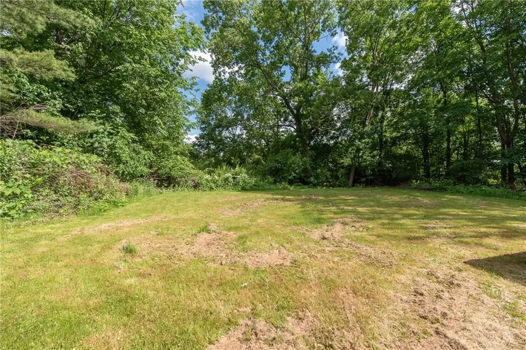 11 Country Hill Road Cumberland RI 02864