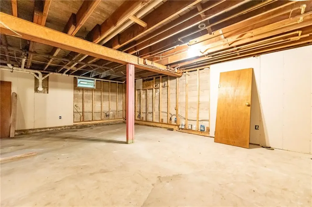 11 Country Hill Road Cumberland RI 02864