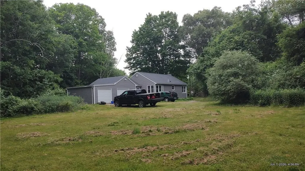 11 Country Hill Road Cumberland RI 02864