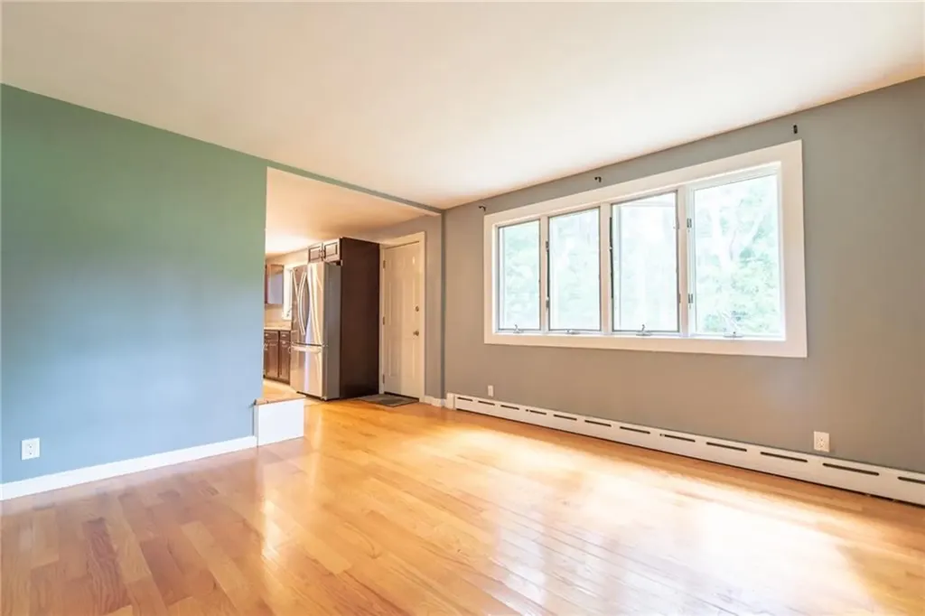 11 Country Hill Road Cumberland RI 02864