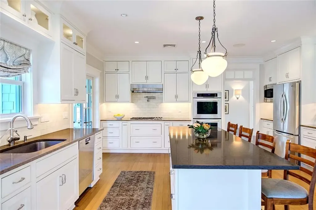 5 Curtis Road North Kingstown RI 02874