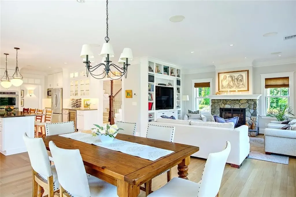 5 Curtis Road North Kingstown RI 02874