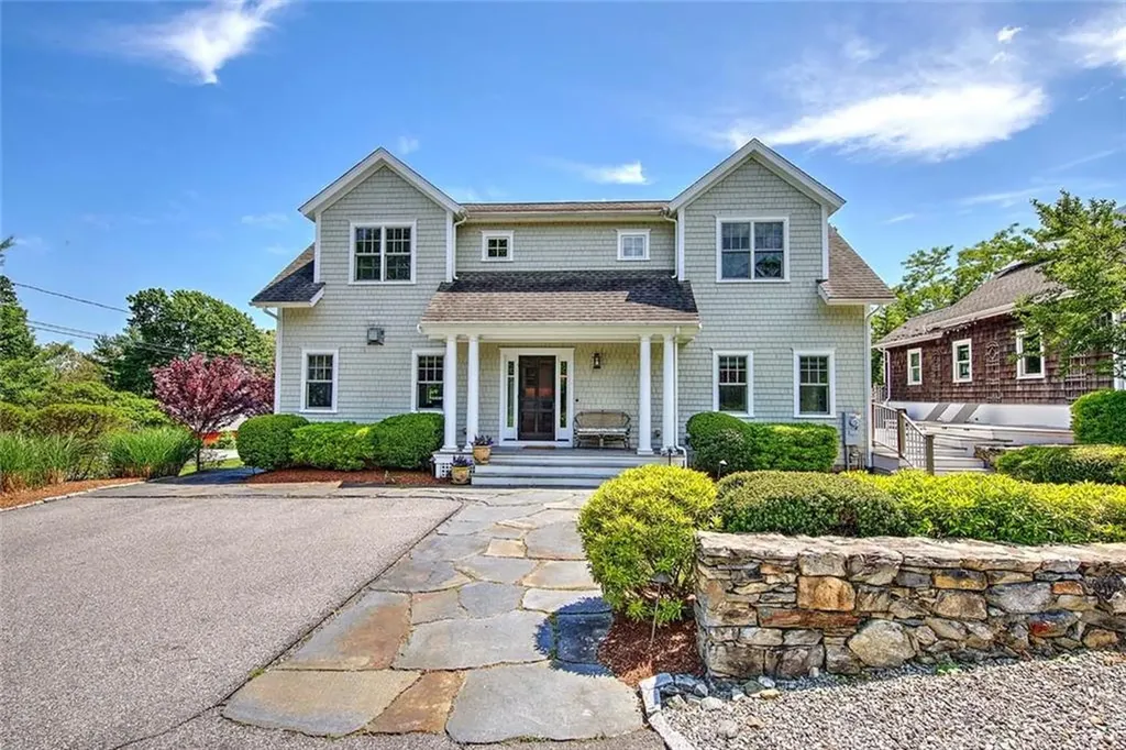 5 Curtis Road North Kingstown RI 02874