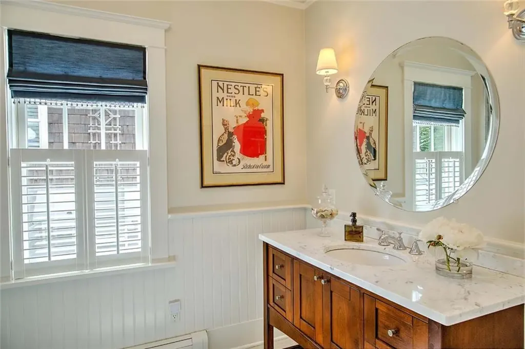5 Curtis Road North Kingstown RI 02874
