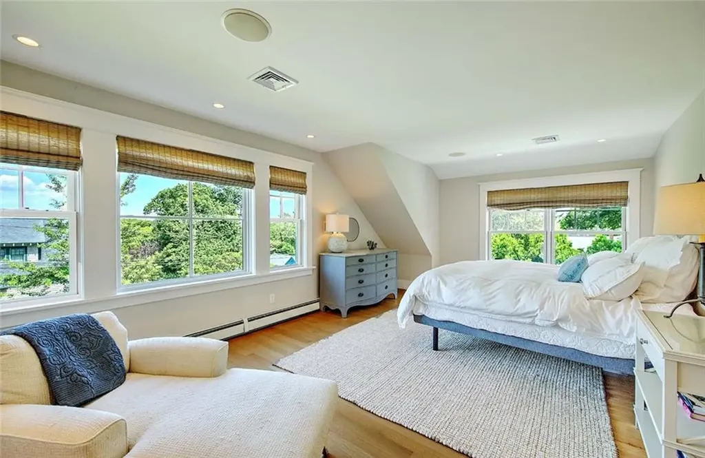 5 Curtis Road North Kingstown RI 02874