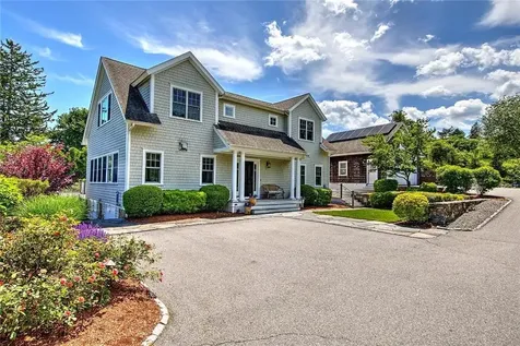 5 Curtis Road North Kingstown RI 02874