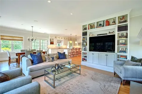 5 Curtis Road North Kingstown RI 02874