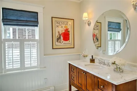 5 Curtis Road North Kingstown RI 02874