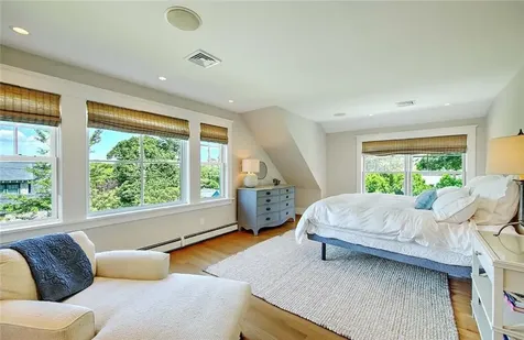 5 Curtis Road North Kingstown RI 02874