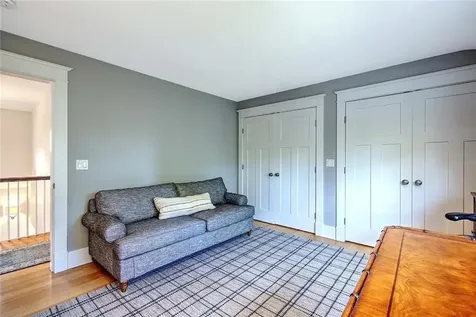 5 Curtis Road North Kingstown RI 02874