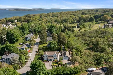 5 Curtis Road North Kingstown RI 02874