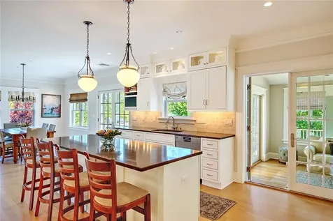 5 Curtis Road North Kingstown RI 02874