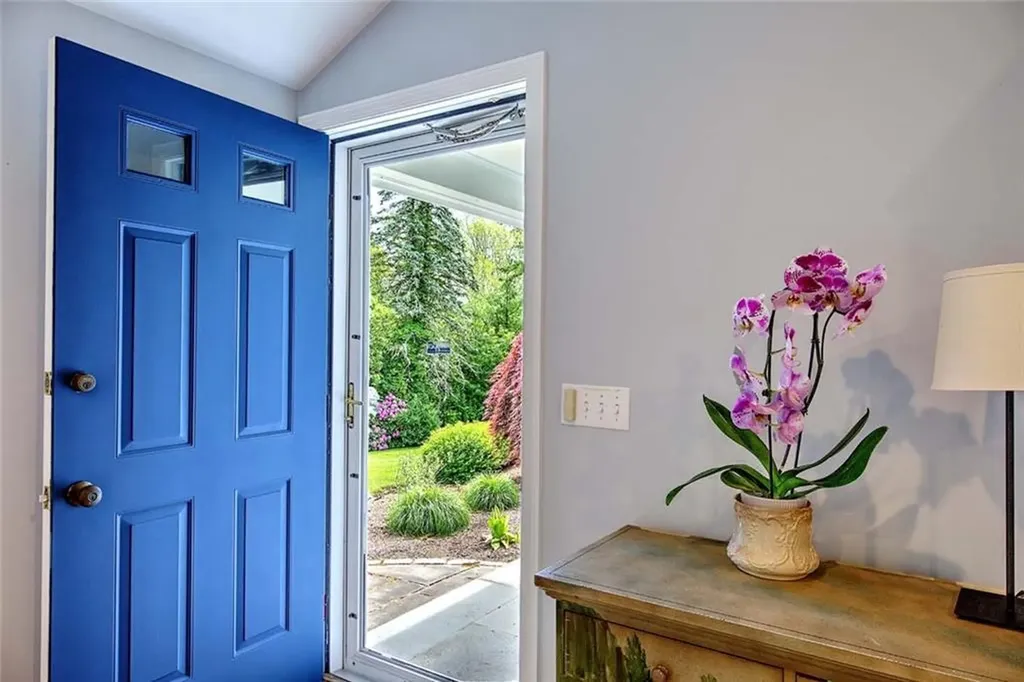 251 Succotash Road South Kingstown RI 02879