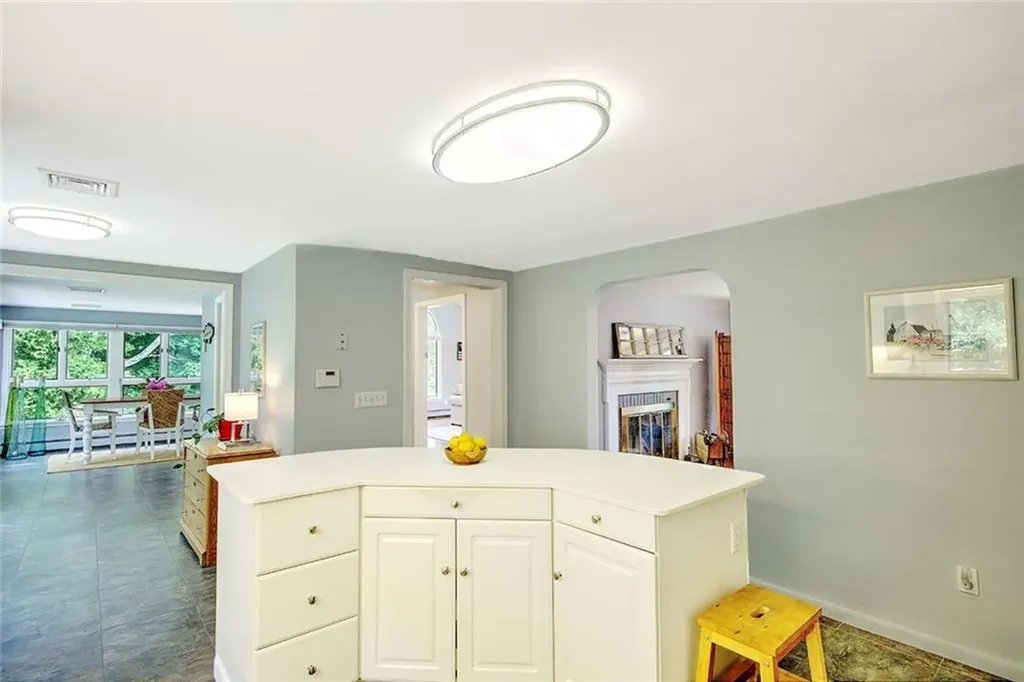 251 Succotash Road South Kingstown RI 02879