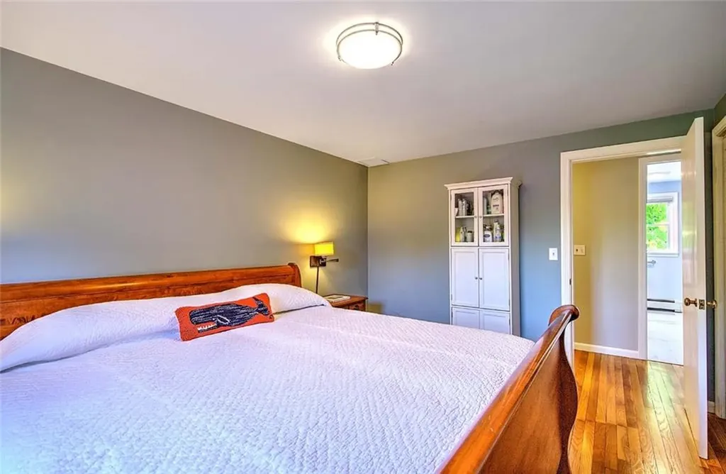 251 Succotash Road South Kingstown RI 02879