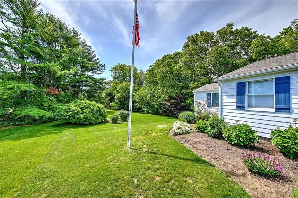 251 Succotash Road South Kingstown RI 02879