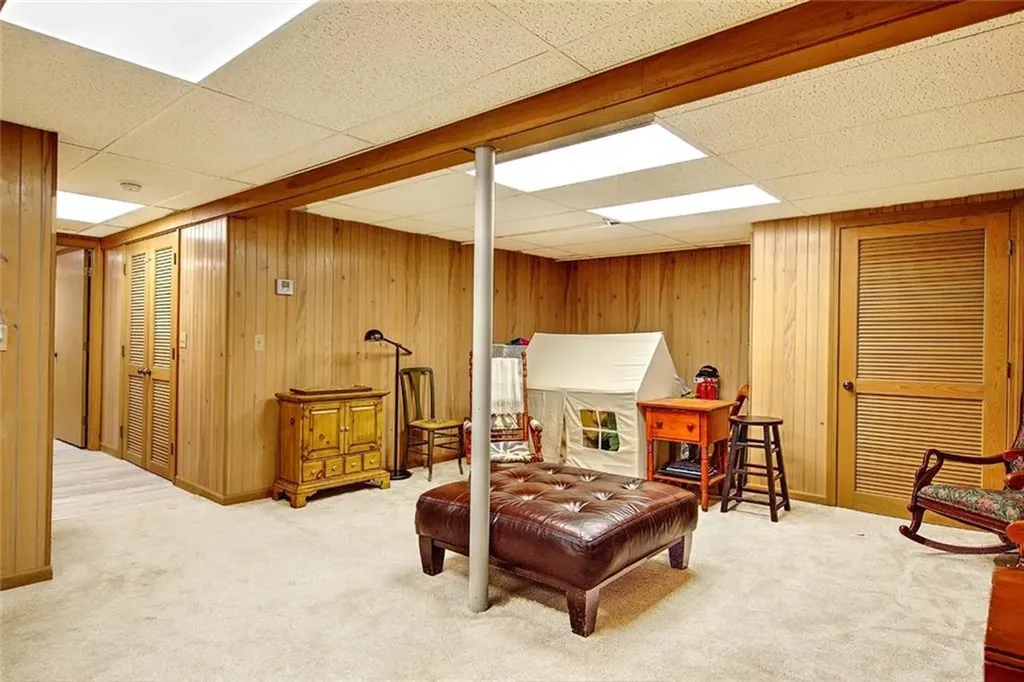 251 Succotash Road South Kingstown RI 02879