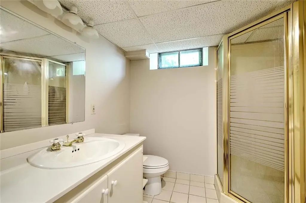 251 Succotash Road South Kingstown RI 02879
