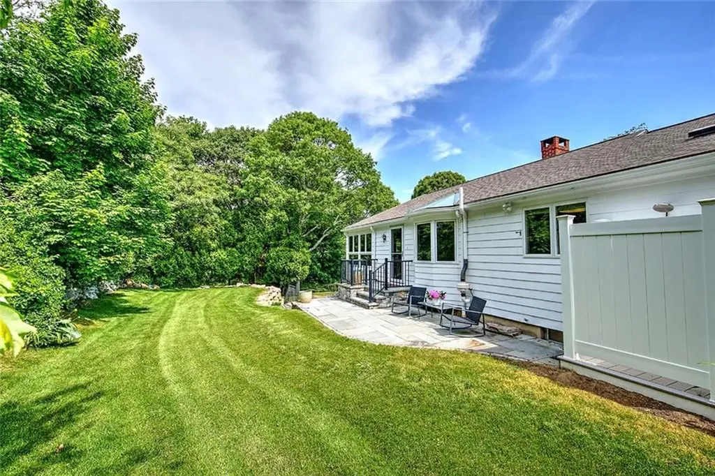 251 Succotash Road South Kingstown RI 02879